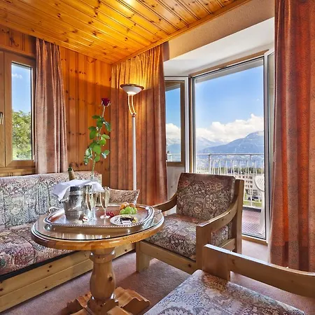 Szálloda Alpina & Savoy Crans-Montana