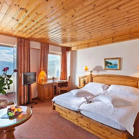 Hotel Alpina & Savoy 4*