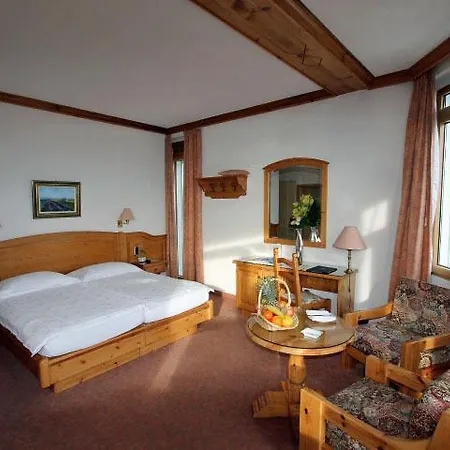 Hotel Alpina & Savoy 4*